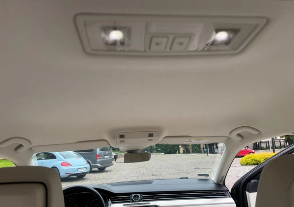 Volkswagen Passat cena 78500 przebieg: 179000, rok produkcji 2016 z Kwidzyn małe 781